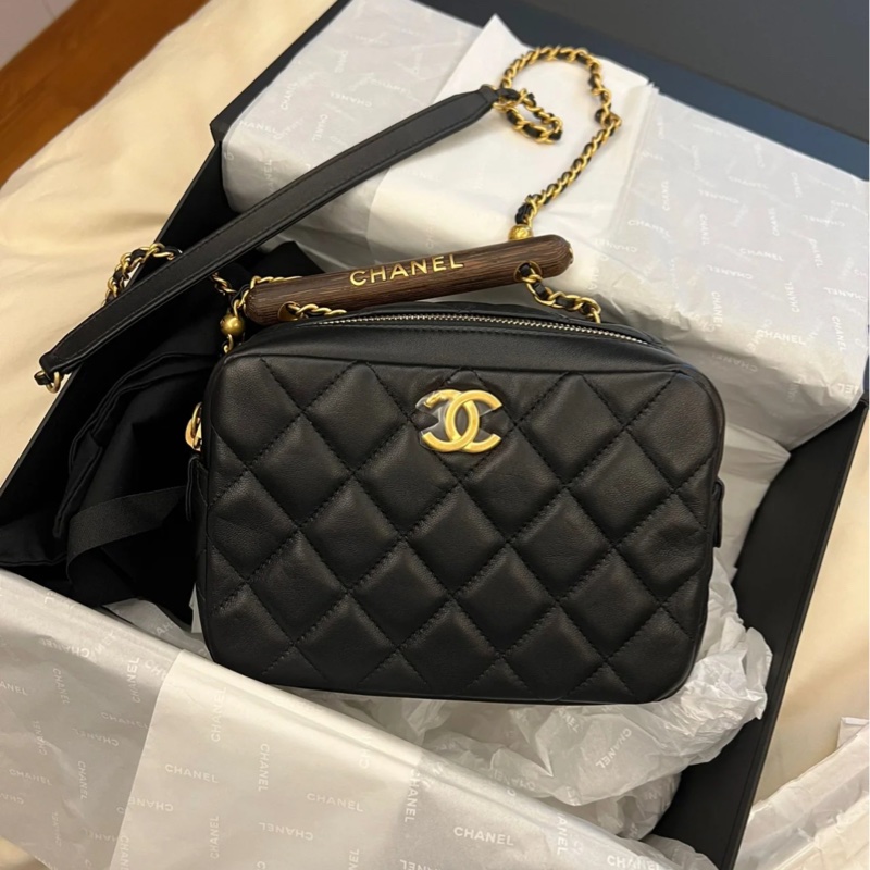 ❣️限時特價❣️（保留中）全新品Chanel木棍相機包(sogo百貨專櫃購入配件齊全）-4
