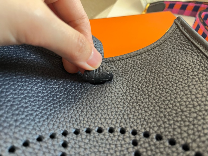 ❌售出❌ HERMES Evelyne Mini 伊芙琳 深藍 金釦-8