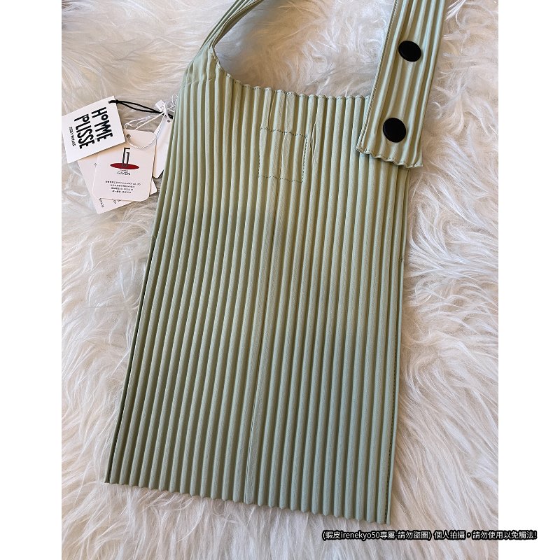 (全新) HOMME PLISSE 季節色翠玉綠平板包斜背包/肩背包 ISSEY MIYAKE 三宅一生 專櫃正品-3