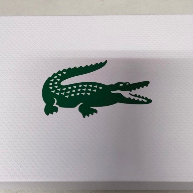 【Lacoste Outlet】男

款 防盜皮革雙折短夾

- INTERIOR CARD

SLOT FOLDABLE

WALLET 黑-3