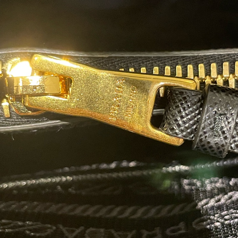 Prada 尼龍帆布手提兩用包 經典黑1BA173-3