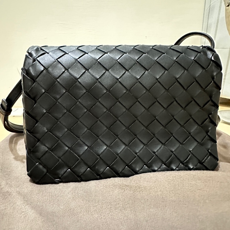 bottega veneta 經典羊皮編織側背包-5