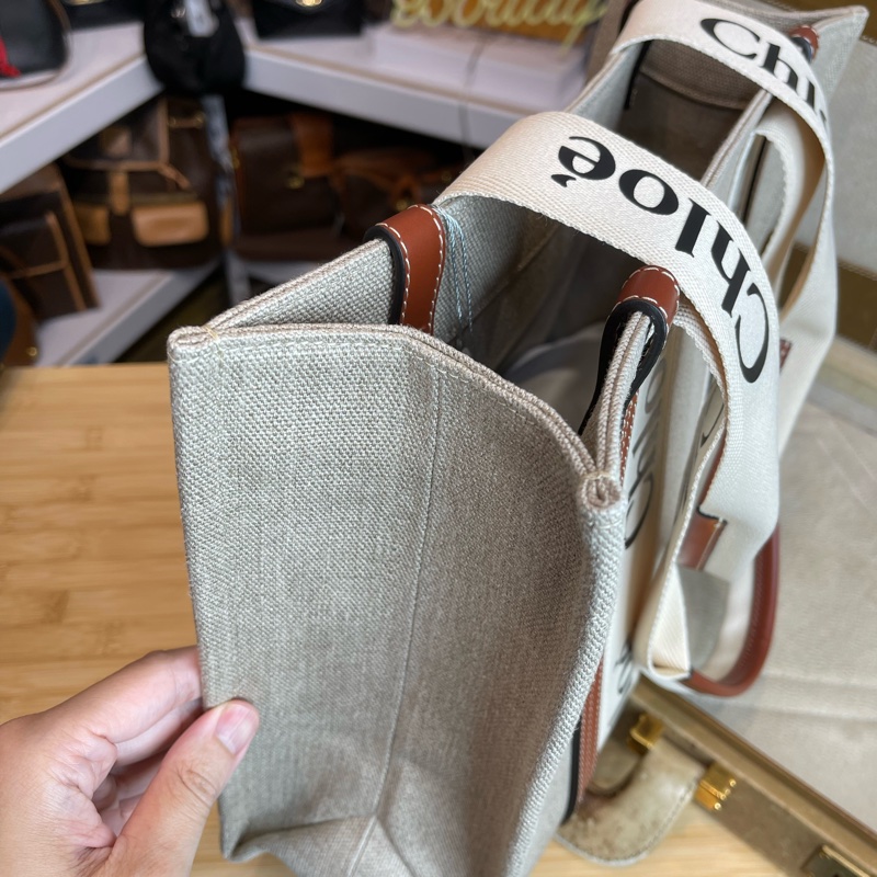 CHLOE woody Medium中款雙把Logo托特包🧸超夯新款-12