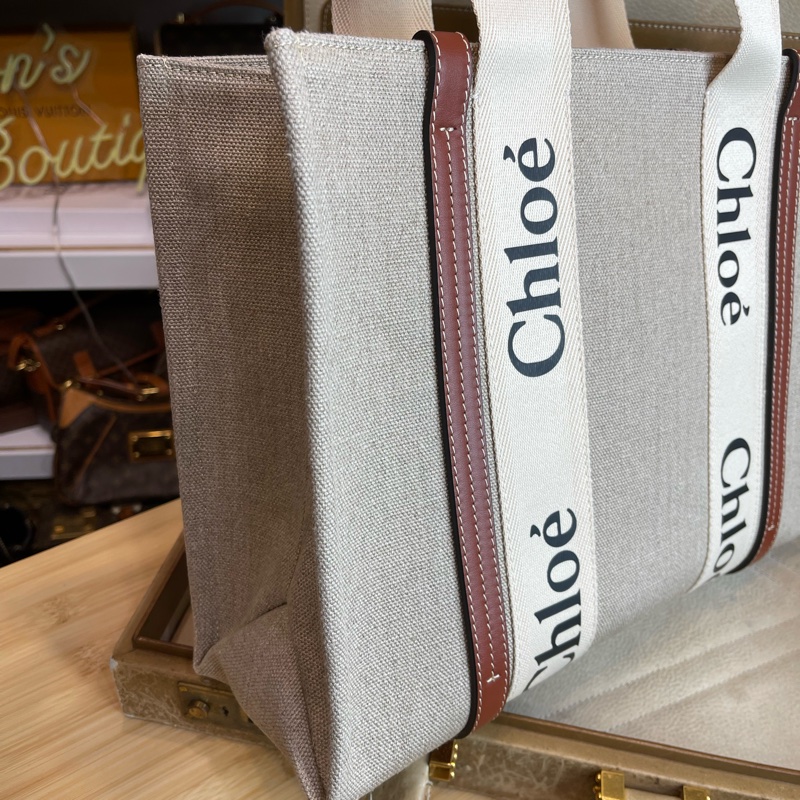 CHLOE woody Medium中款雙把Logo托特包🧸超夯新款-13