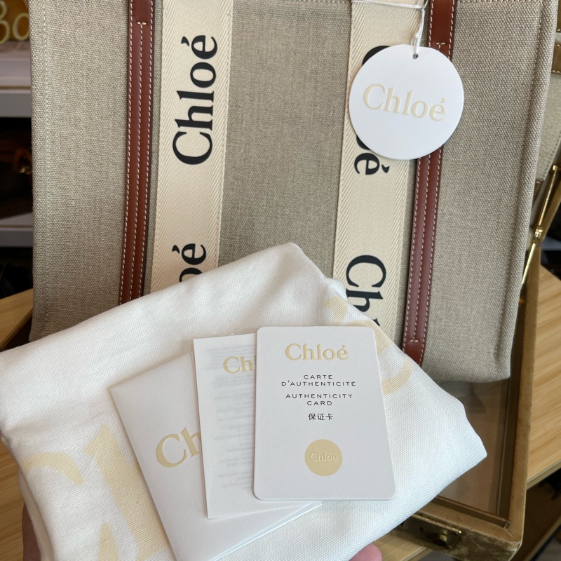 CHLOE woody Medium中款雙把Logo托特包🧸超夯新款-27