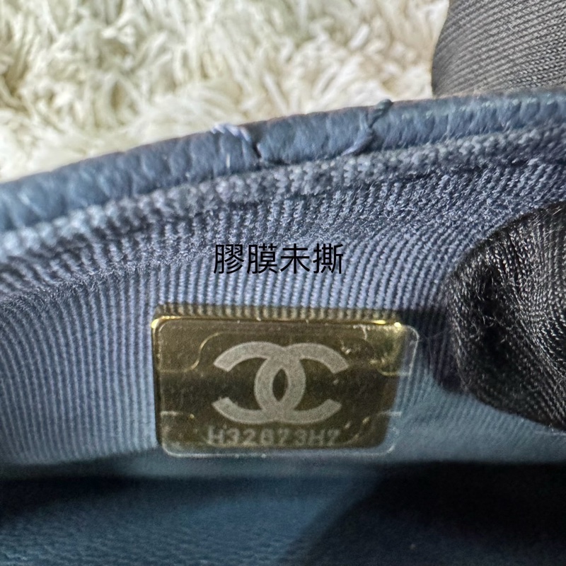 香奈兒  CHANEL 23k 藍灰色霧霾藍荔枝牛皮金釦後背包  坦克包  炸藥包  雙肩後背包    ⭕️台灣購買證明正本⭕️全新閒置品⭕️芯片款⭕️膠膜未撕⭕️-7