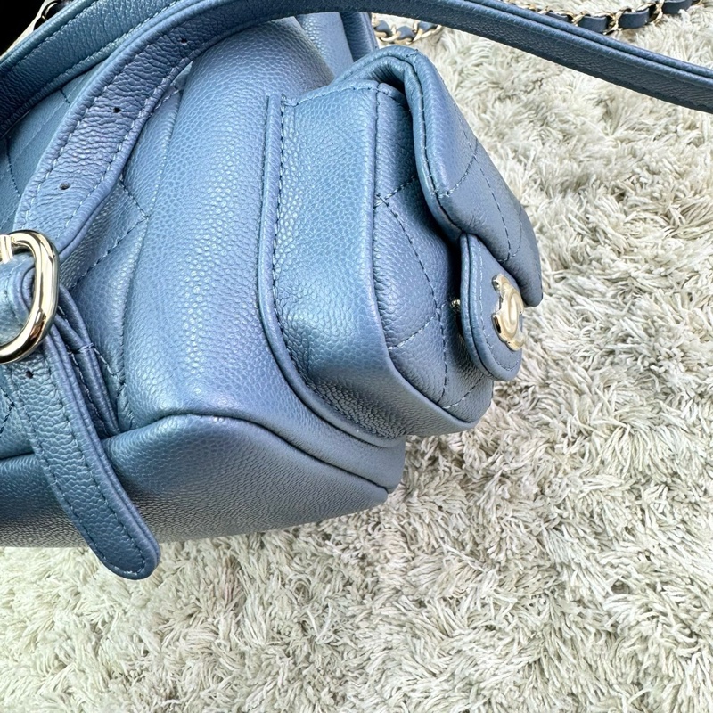 香奈兒  CHANEL 23k 藍灰色霧霾藍荔枝牛皮金釦後背包  坦克包  炸藥包  雙肩後背包    ⭕️台灣購買證明正本⭕️全新閒置品⭕️芯片款⭕️膠膜未撕⭕️-13