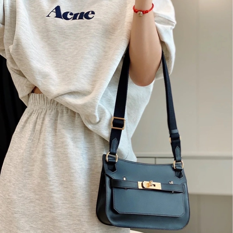 愛馬仕Hermes新款Jypsiere mini 吉普賽 黑色 金扣 evergrain皮 B刻  ⭕️近新品⭕️膠膜未撕⭕️男女都可輕鬆駕馭⭕️-3