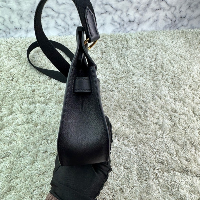 愛馬仕Hermes新款Jypsiere mini 吉普賽 黑色 金扣 evergrain皮 B刻  ⭕️近新品⭕️膠膜未撕⭕️男女都可輕鬆駕馭⭕️-15