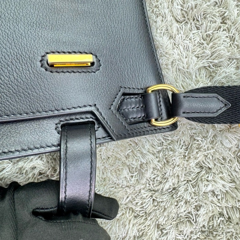 愛馬仕Hermes新款Jypsiere mini 吉普賽 黑色 金扣 evergrain皮 B刻  ⭕️近新品⭕️膠膜未撕⭕️男女都可輕鬆駕馭⭕️-22