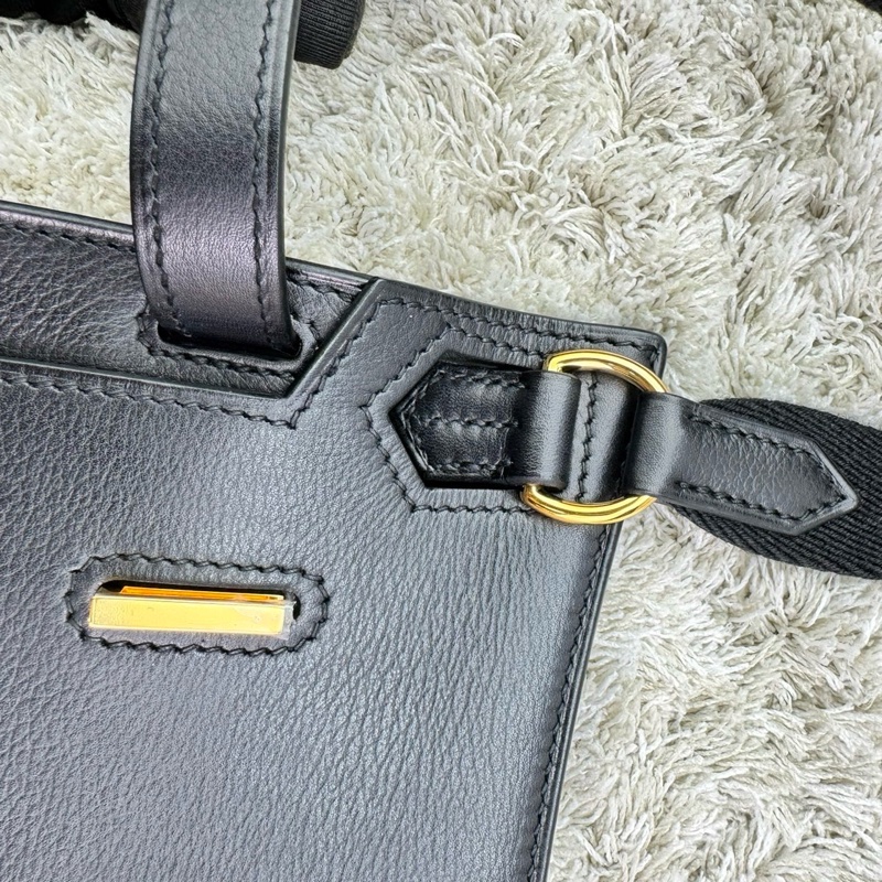 愛馬仕Hermes新款Jypsiere mini 吉普賽 黑色 金扣 evergrain皮 B刻  ⭕️近新品⭕️膠膜未撕⭕️男女都可輕鬆駕馭⭕️-23