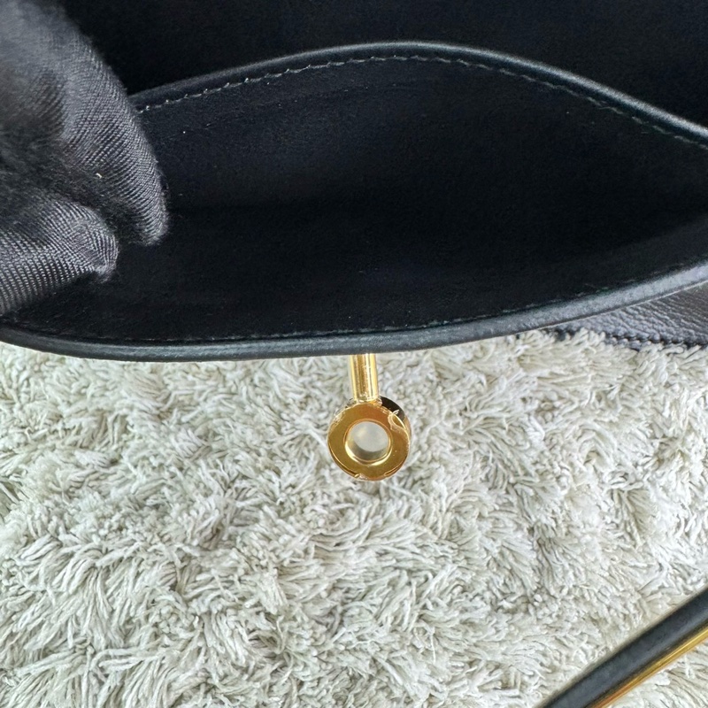 愛馬仕Hermes新款Jypsiere mini 吉普賽 黑色 金扣 evergrain皮 B刻  ⭕️近新品⭕️膠膜未撕⭕️男女都可輕鬆駕馭⭕️-29