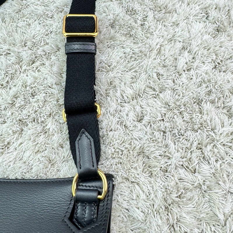 愛馬仕Hermes新款Jypsiere mini 吉普賽 黑色 金扣 evergrain皮 B刻  ⭕️近新品⭕️膠膜未撕⭕️男女都可輕鬆駕馭⭕️-30