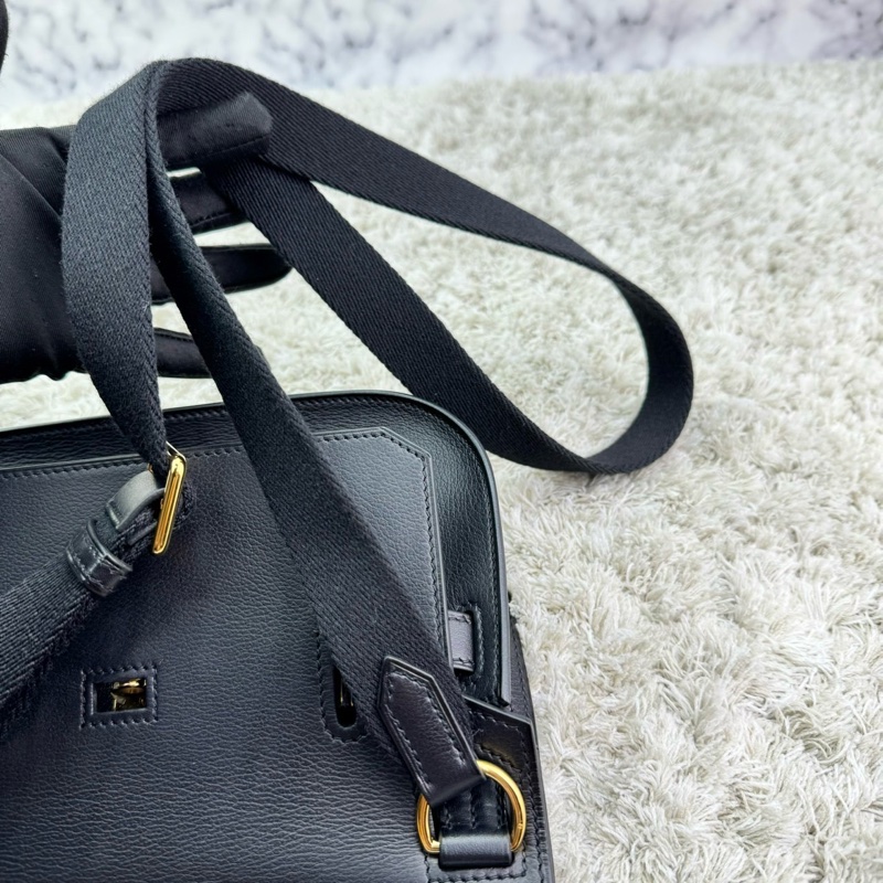 愛馬仕Hermes新款Jypsiere mini 吉普賽 黑色 金扣 evergrain皮 B刻  ⭕️近新品⭕️膠膜未撕⭕️男女都可輕鬆駕馭⭕️-33