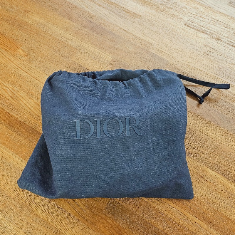 DIOR 黑老花馬鞍胸包-11