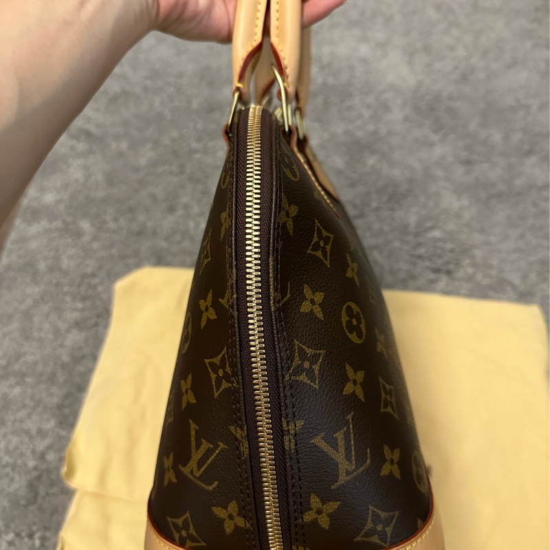 LV Alma 貝殼包大號-6