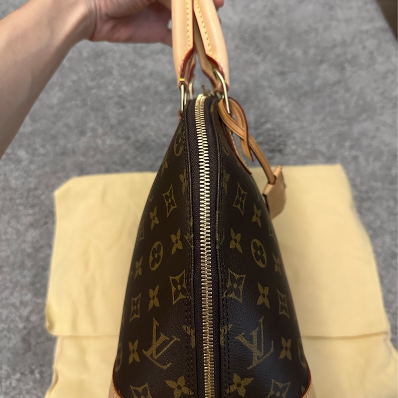 LV Alma 貝殼包大號-7