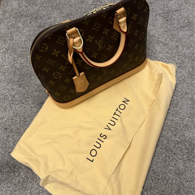 LV Alma 貝殼包大號-8