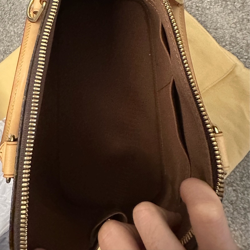 LV Alma 貝殼包大號-12