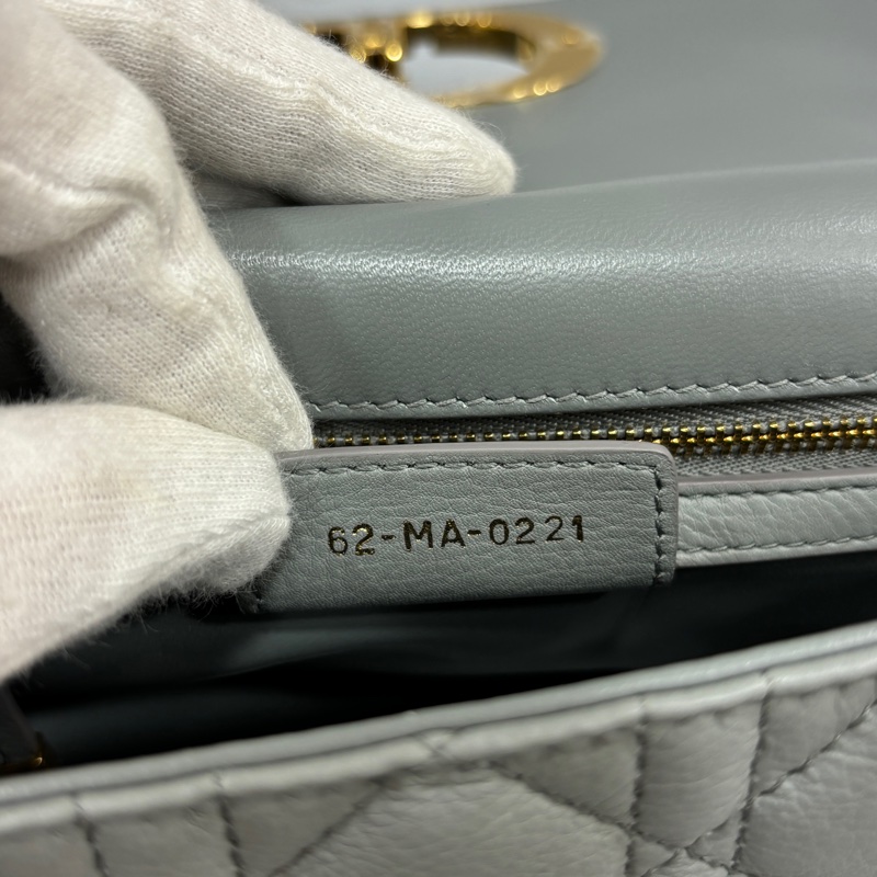 Dior 灰色小牛皮金鍊黛妃紋小號Caro肩背包 斜背包-26