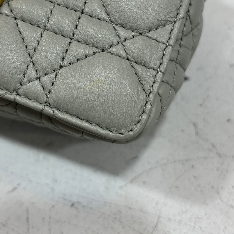 Dior 灰色小牛皮金鍊黛妃紋小號Caro肩背包 斜背包-32
