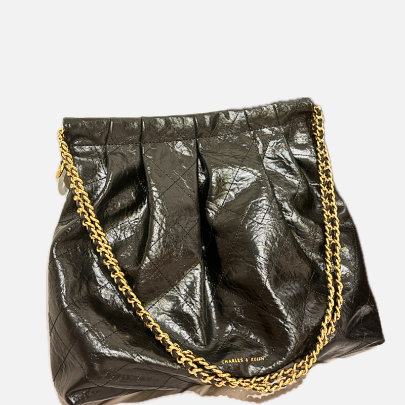 小ck 流浪包（L)正品！！！附小化妝包 還有背帶-3