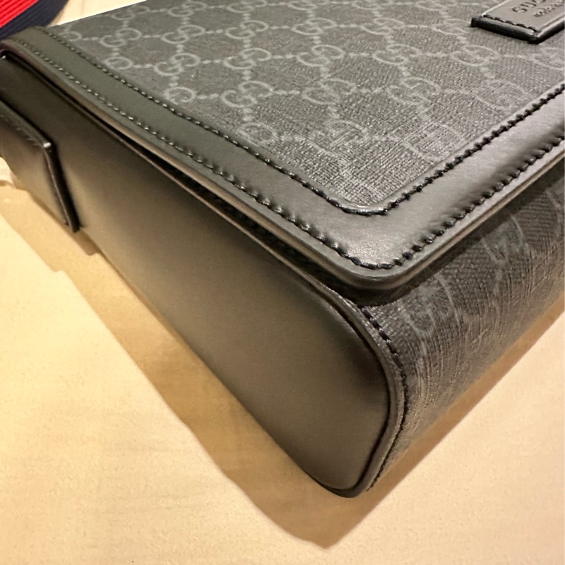 Gucci 黑色 老花 男用 肩背包 郵差包 側背包 斜背袋 771167 K5RLN 1095-2