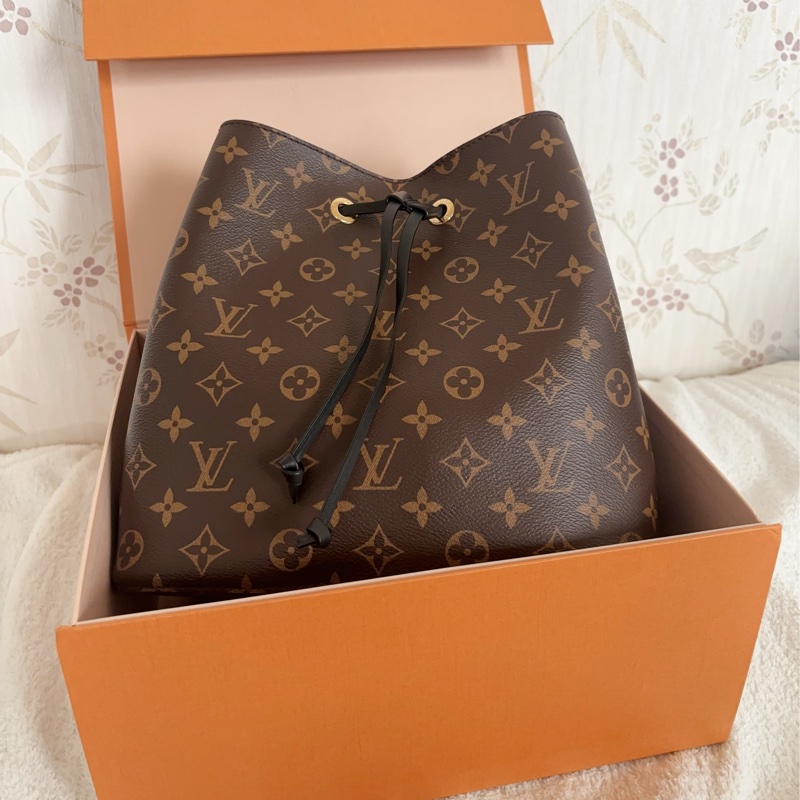 【哥吉拉精品時尚】 LV水桶包MM經典黑款(誠可議🔪不要)-0