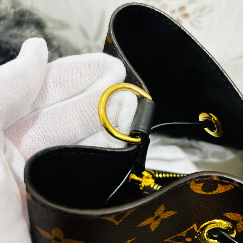 【哥吉拉精品時尚】 LV水桶包MM經典黑款(誠可議🔪不要)-41