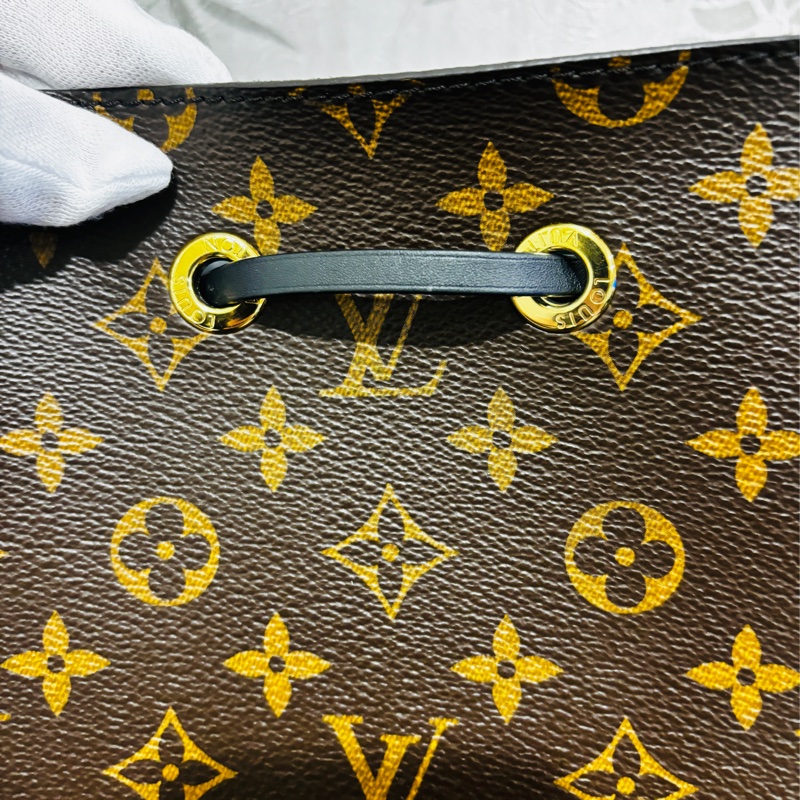 【哥吉拉精品時尚】 LV水桶包MM經典黑款(誠可議🔪不要)-43