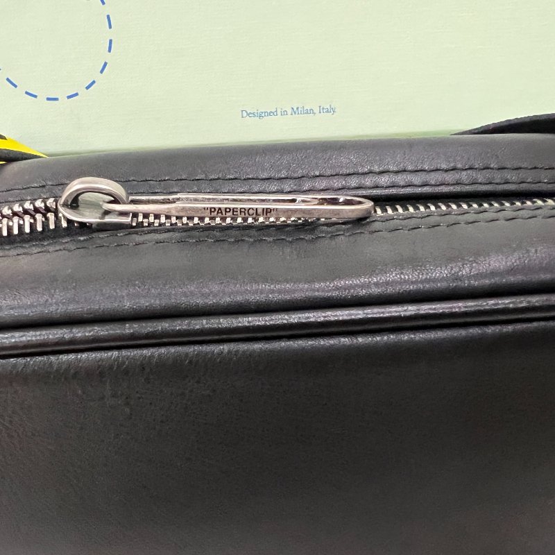 Off-White LOGO印花小牛皮相機包 特殊黑底黃字肩背帶-2