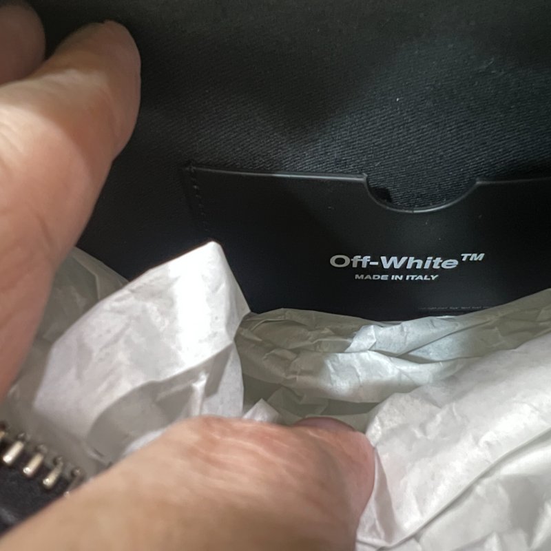 Off-White LOGO印花小牛皮相機包 特殊黑底黃字肩背帶-4
