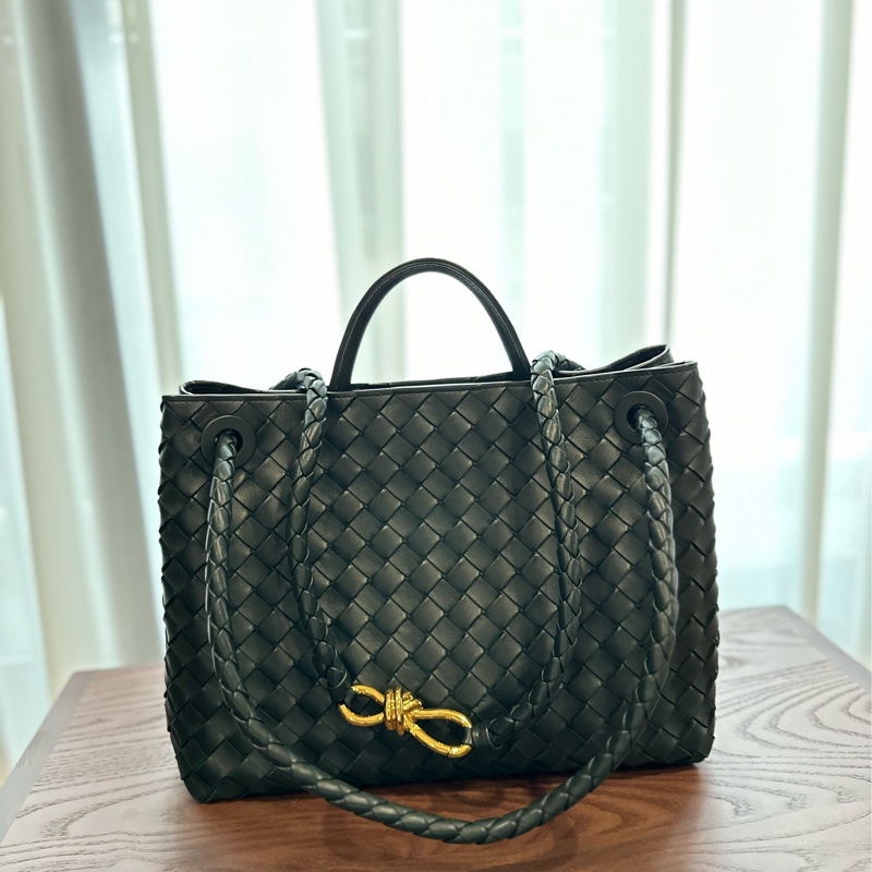 （保留中）Bottega Veneta Andiamo 中號  墨水綠-3
