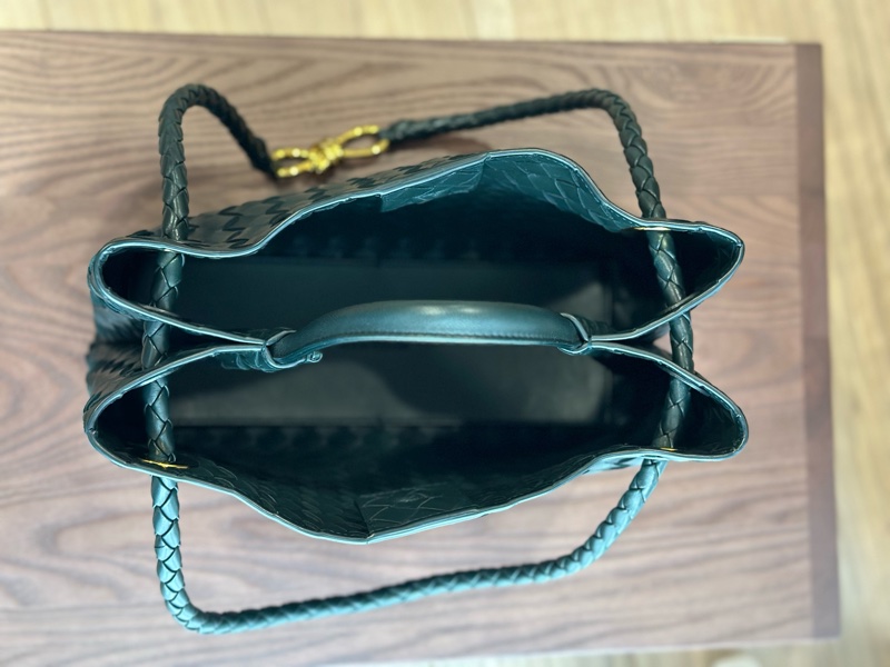 （保留中）Bottega Veneta Andiamo 中號  墨水綠-8