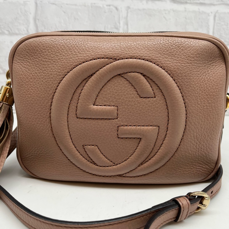 ❌售出❌ GUCCI 308364 SOHO藕粉色皮革相機包  古馳 精品斜側背包-1