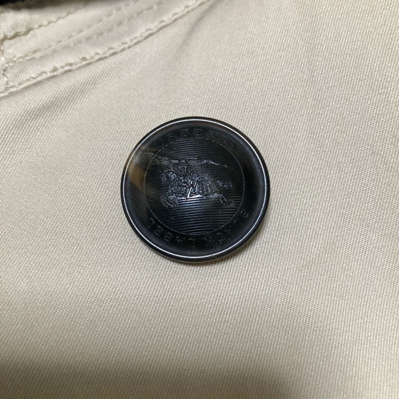 Burberry 淺卡其戰馬扣風衣 (卡其/L)-18