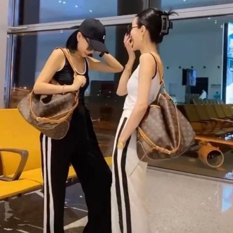 LV Delightful   ( MM/中)  肩背包🌈實品拍照🌈 M40353 肩背包~二手約9.2成新-12