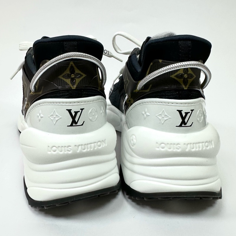 【美收精品】LV 黑棕 RUN55 經典運動鞋 88-309-7