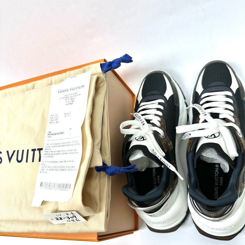 【美收精品】LV 黑棕 RUN55 經典運動鞋 88-309-10