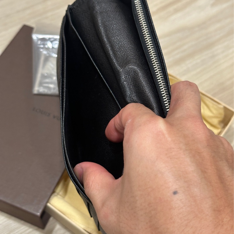 LV黑棋盤格長夾-14