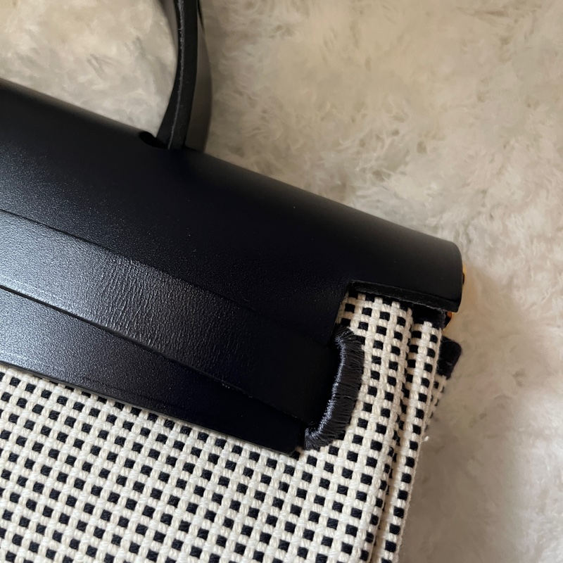 Hermes herbag31 全新 編織特殊款 熊貓-1