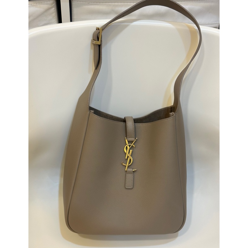 YSL LE 5 A 7 hobo-14