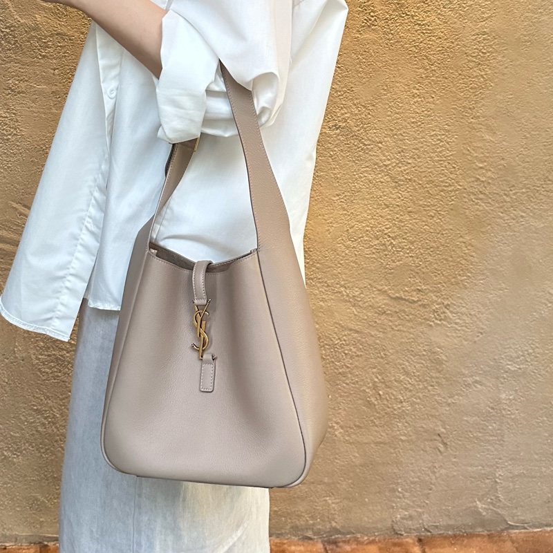 YSL LE 5 A 7 hobo-2