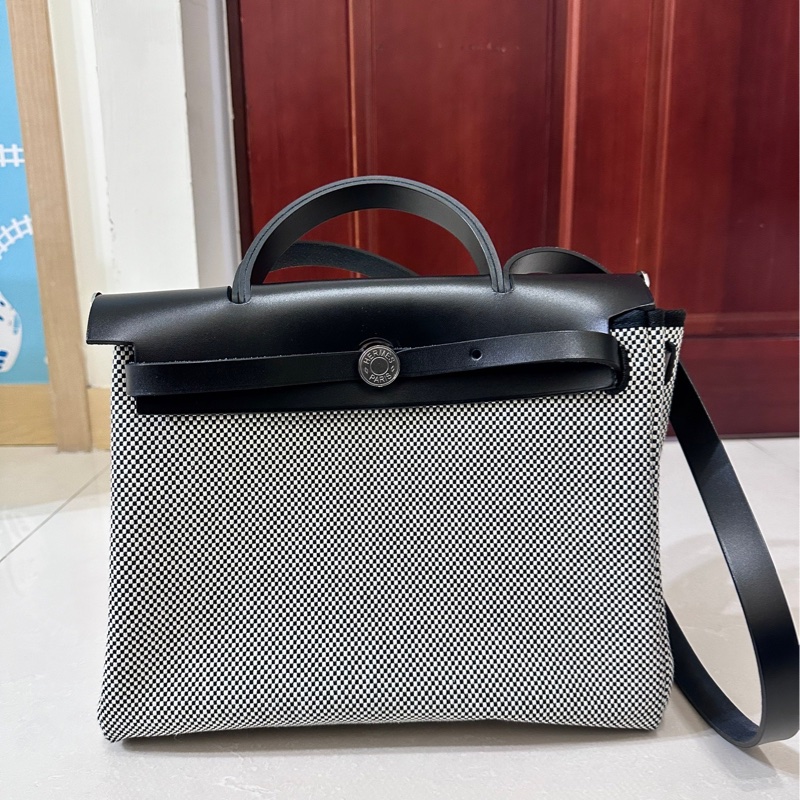 Hermes 愛馬仕 Herbag 31 帆布拼牛皮 特殊編織款 熊貓配色-5