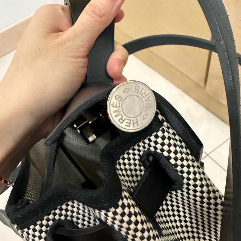 Hermes 愛馬仕 Herbag 31 帆布拼牛皮 特殊編織款 熊貓配色-21