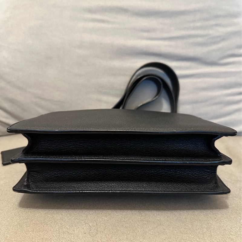 YSL SUNSET MEDIUM 聖羅蘭 黑色銀扣牛皮日落包-10