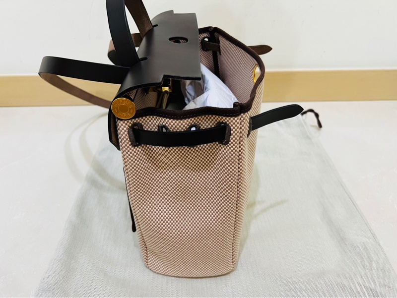 Hermes herbag 31 編織款 烏木金釦拼帆布-9
