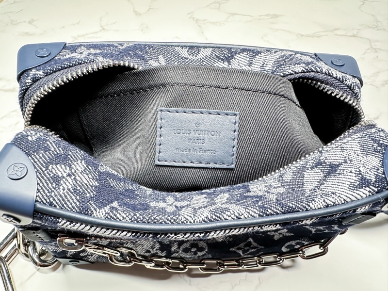絕版Louis Vuitton LV 限量牛仔軟盒子mini soft trunk-5