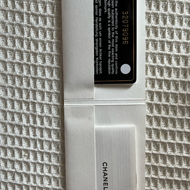 奶茶色超美香奈兒三折皮夾短夾-16