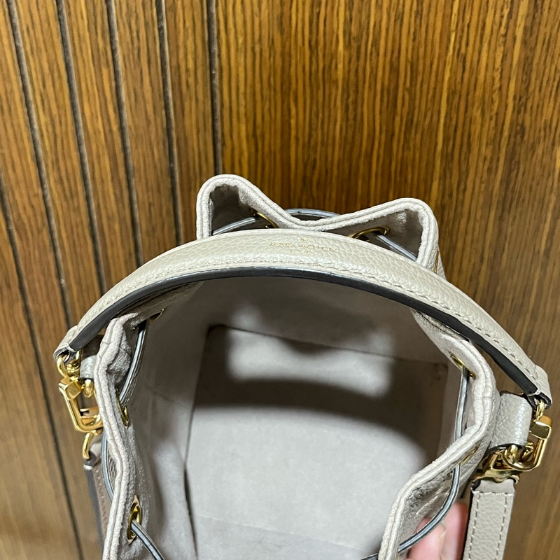 LV NAO NOE 大象灰水桶包-11